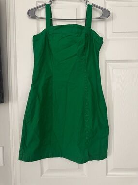 Green Sleeveless Square-Neck Dress